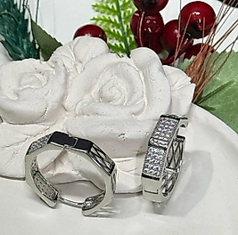 zirkon taşlı küpe 2,9x2,9mm